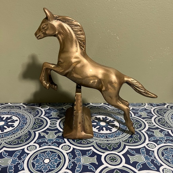 Vintage Brass Horse Jumping Stone Wall - Picture 2 of 13